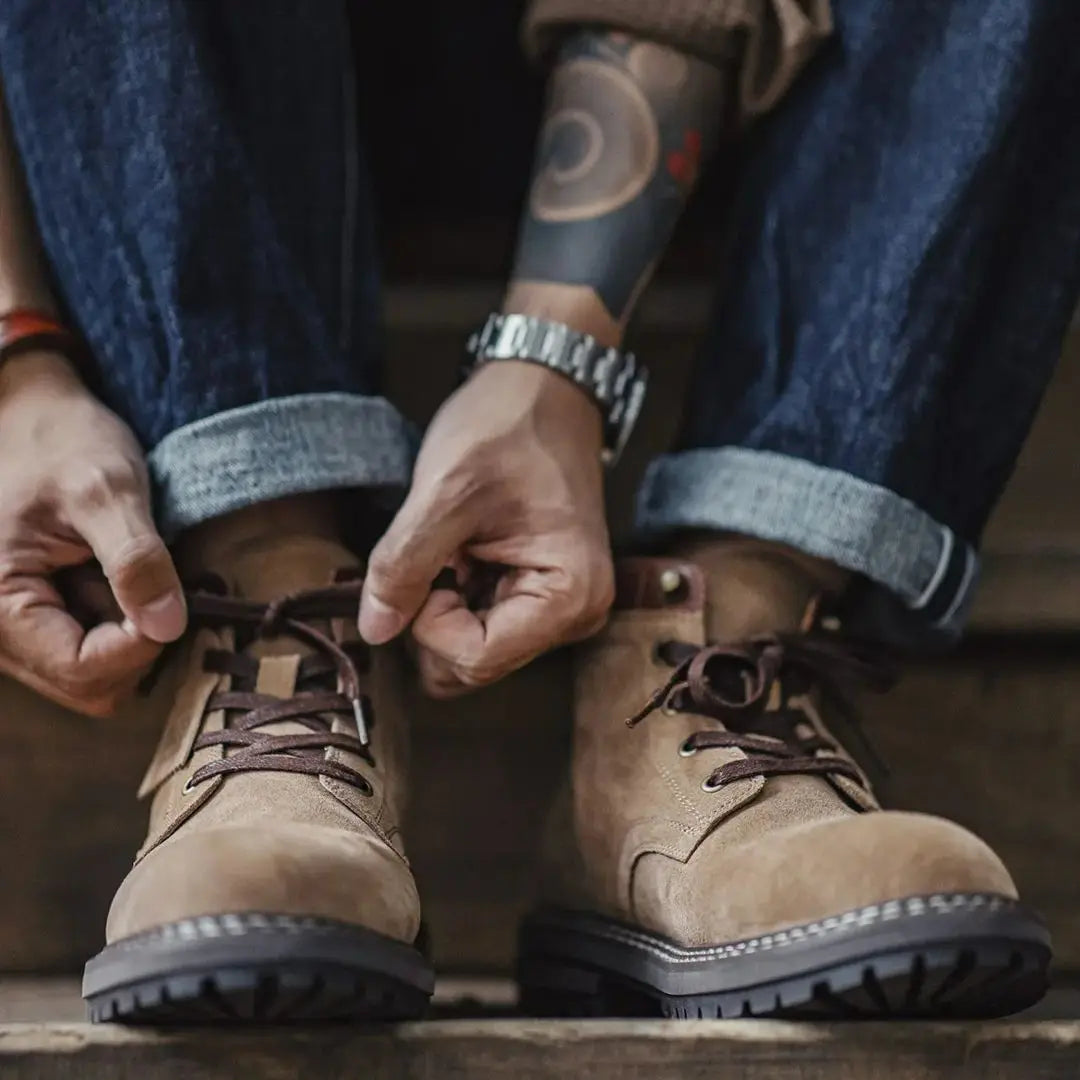 Maden Autumn and Winter Mid-top Work Boots for Men Round-toed Flat-heeled Boots Retro Outdoor Shoes Wear-resistant Rubber Sole